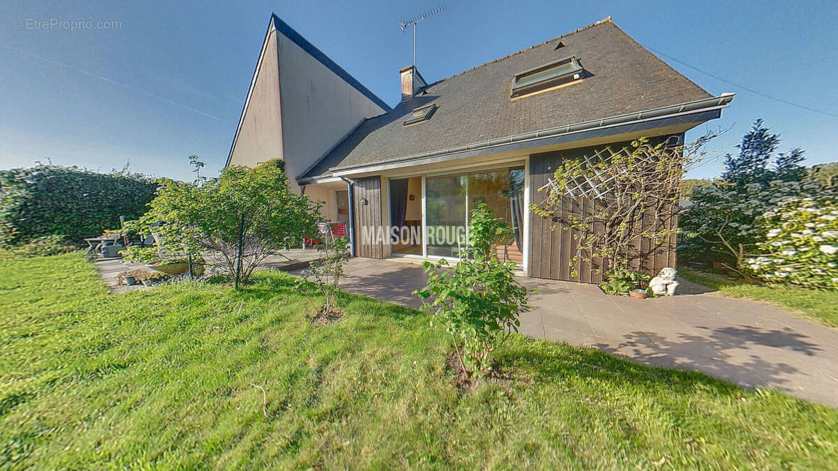 Maison à PLENEE-JUGON