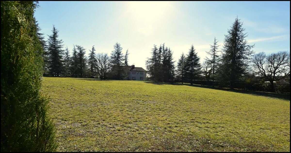 Maison à LAROQUE-DES-ARCS