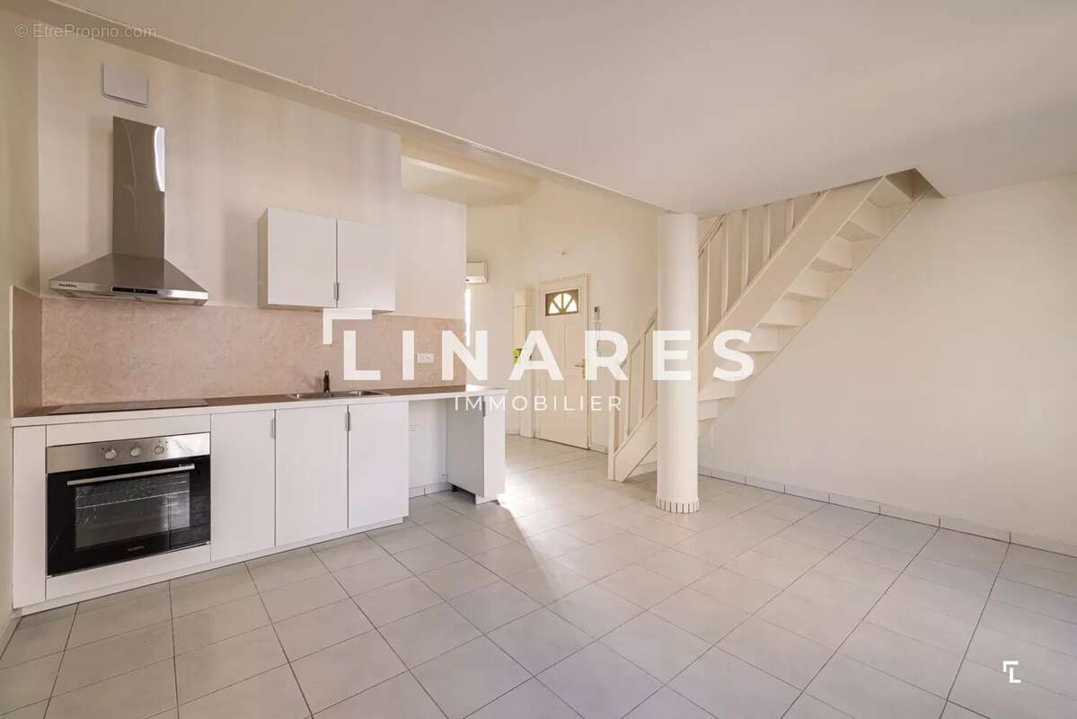 Maison à MARSEILLE-4E