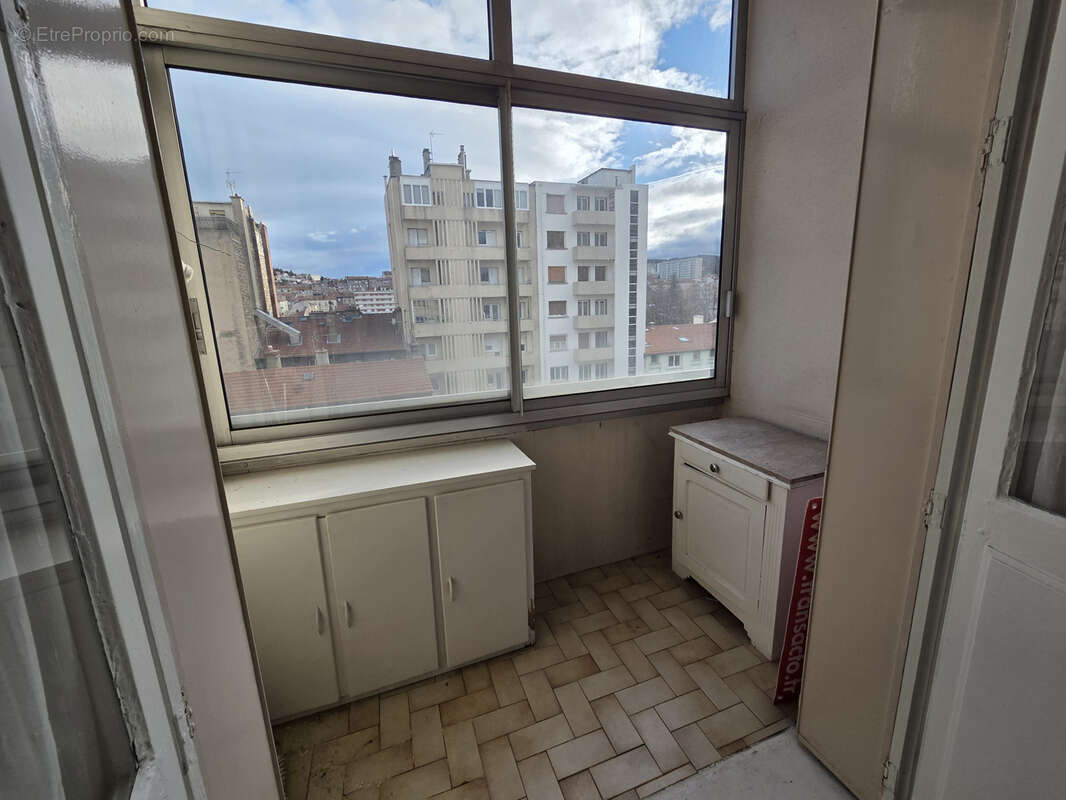 Appartement à SAINT-ETIENNE