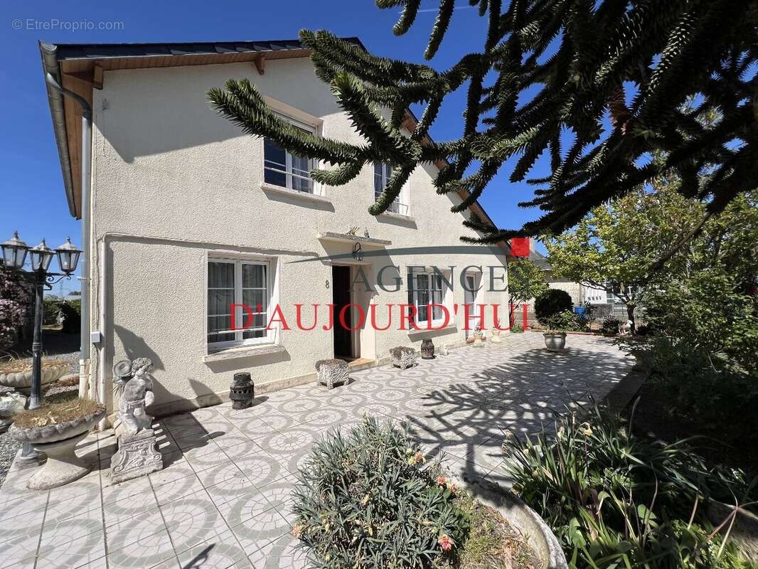 Maison à TILLY-SUR-SEULLES