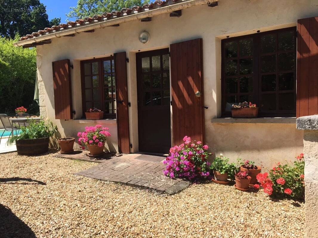Maison à PETIT-BERSAC