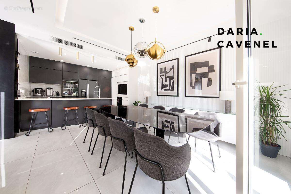 Maison à L&#039;HAY-LES-ROSES