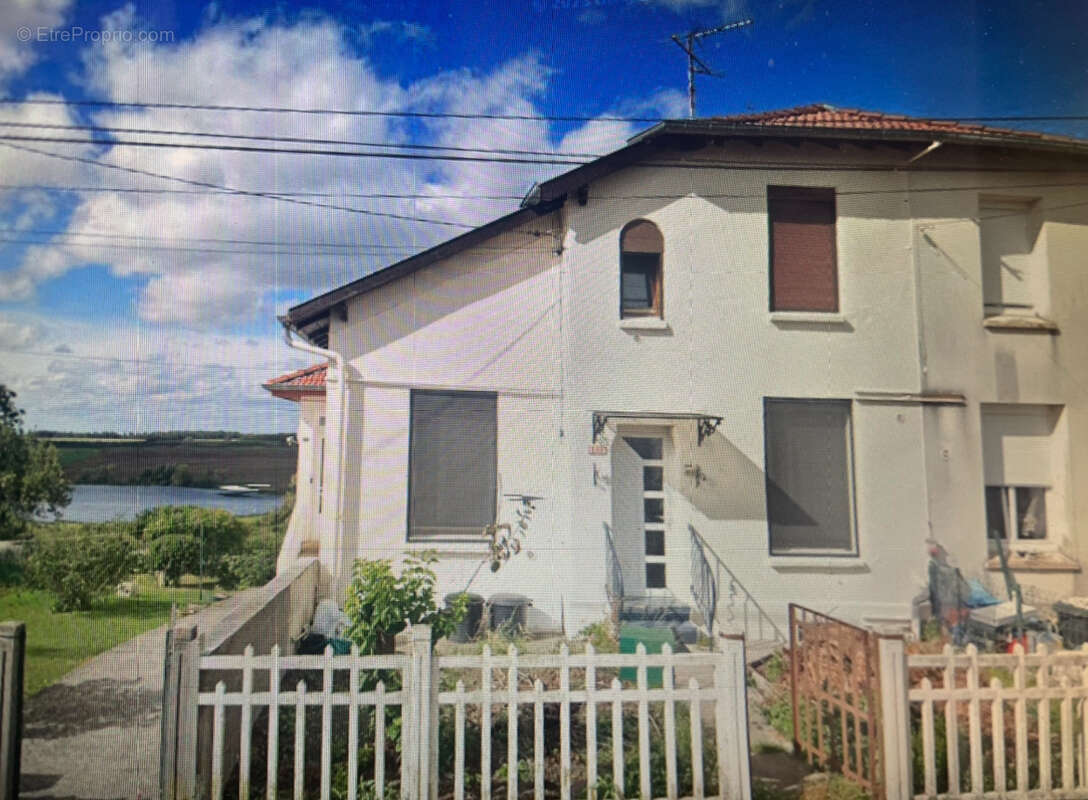 Maison à JOUDREVILLE