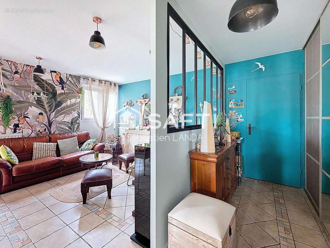 Photo 3 - Appartement à VILLENEUVE-LA-GARENNE