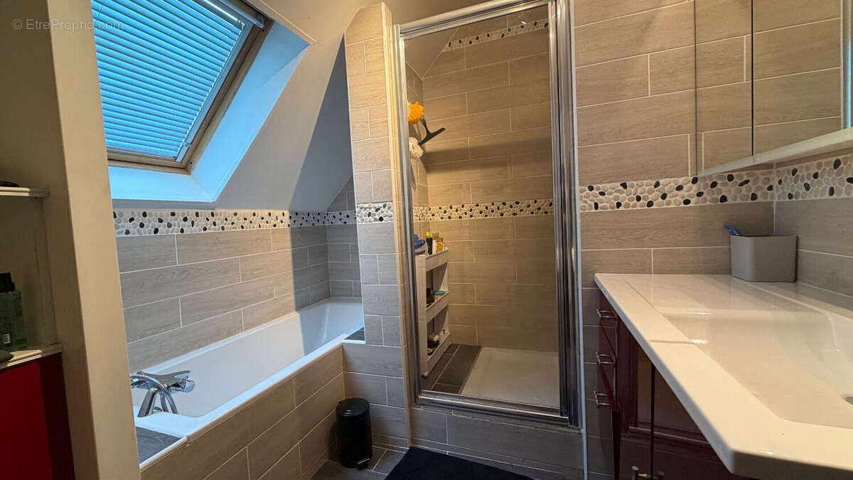 Maison à NEUILLY-EN-THELLE