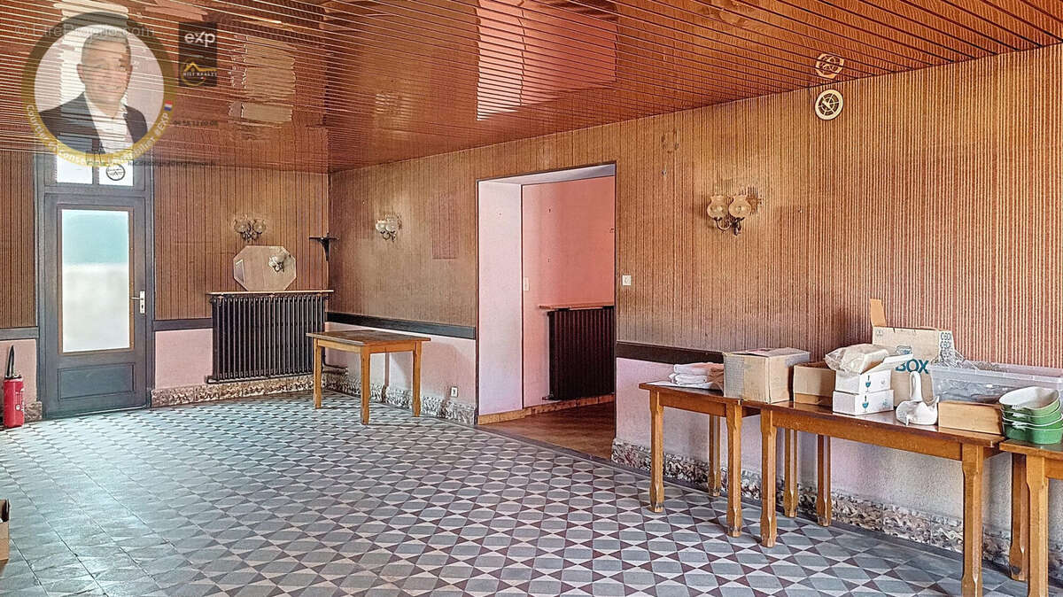 Salle de restauration (RDC) - Appartement à CUISERY