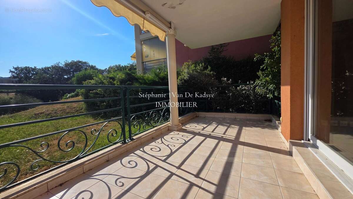 Appartement à FREJUS