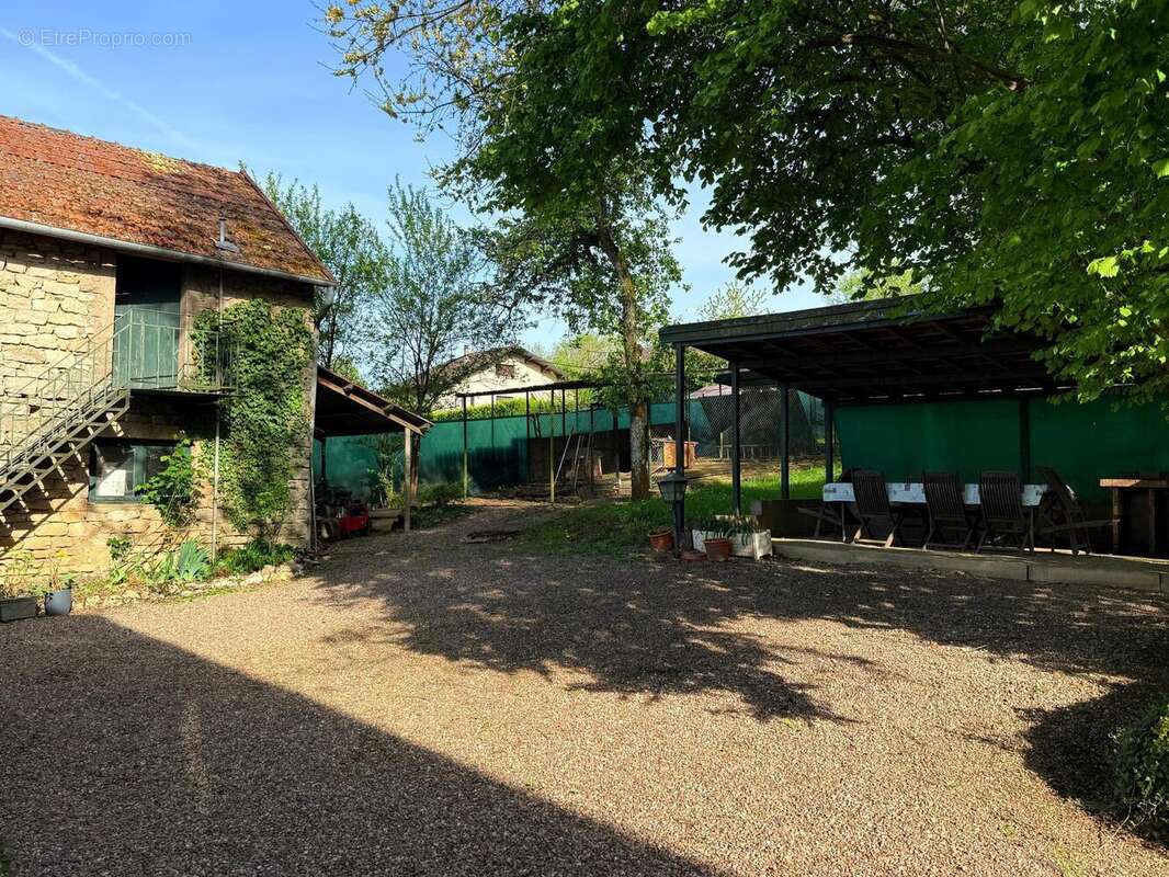 Photo 2 - Maison à ECHENOZ-LA-MELINE