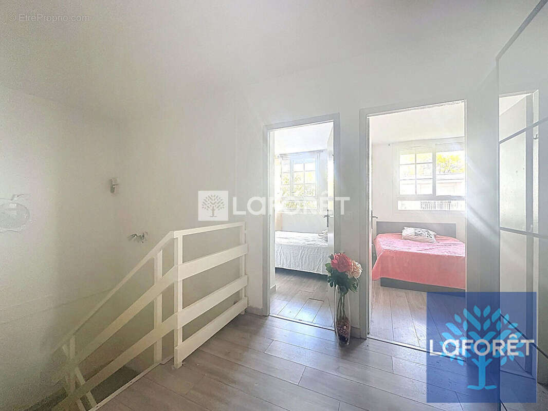 Maison à VIGNEUX-SUR-SEINE