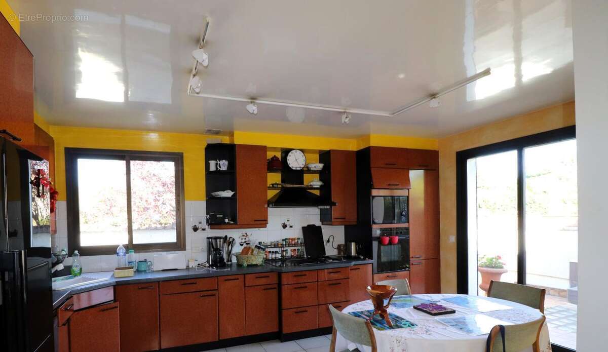 Maison à CROISSY-SUR-SEINE