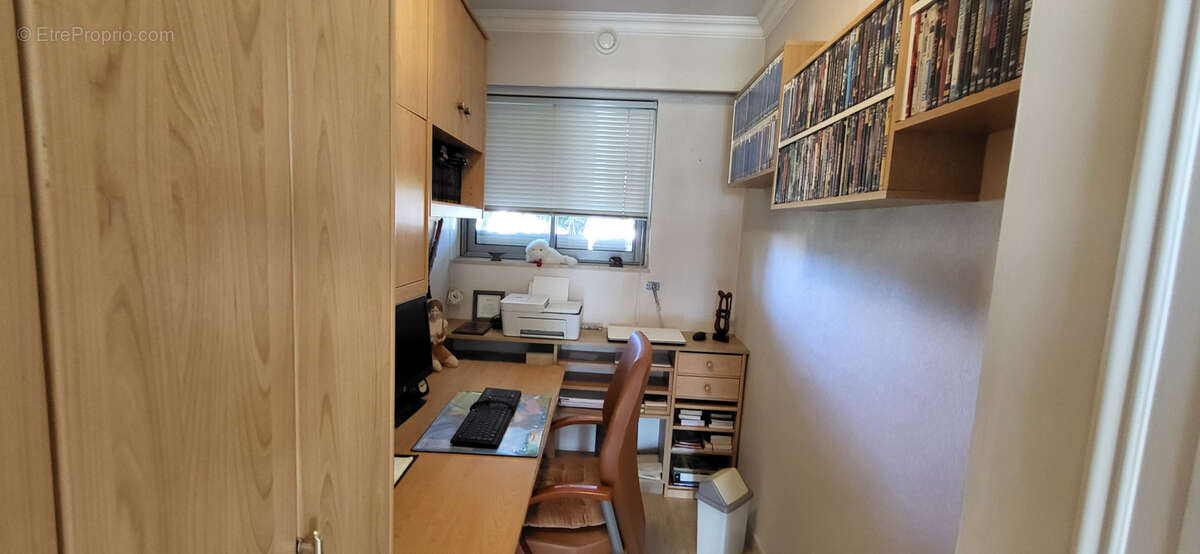 Appartement à VILLENEUVE-LOUBET