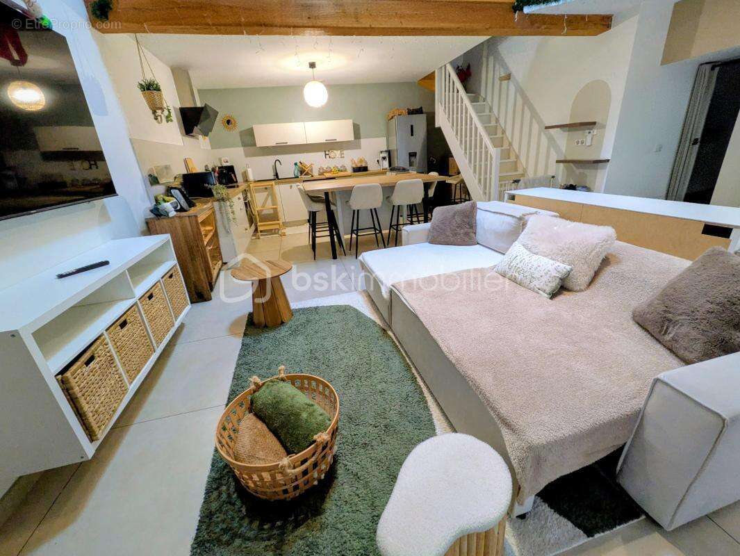 Maison de rue centre ville - photo 2