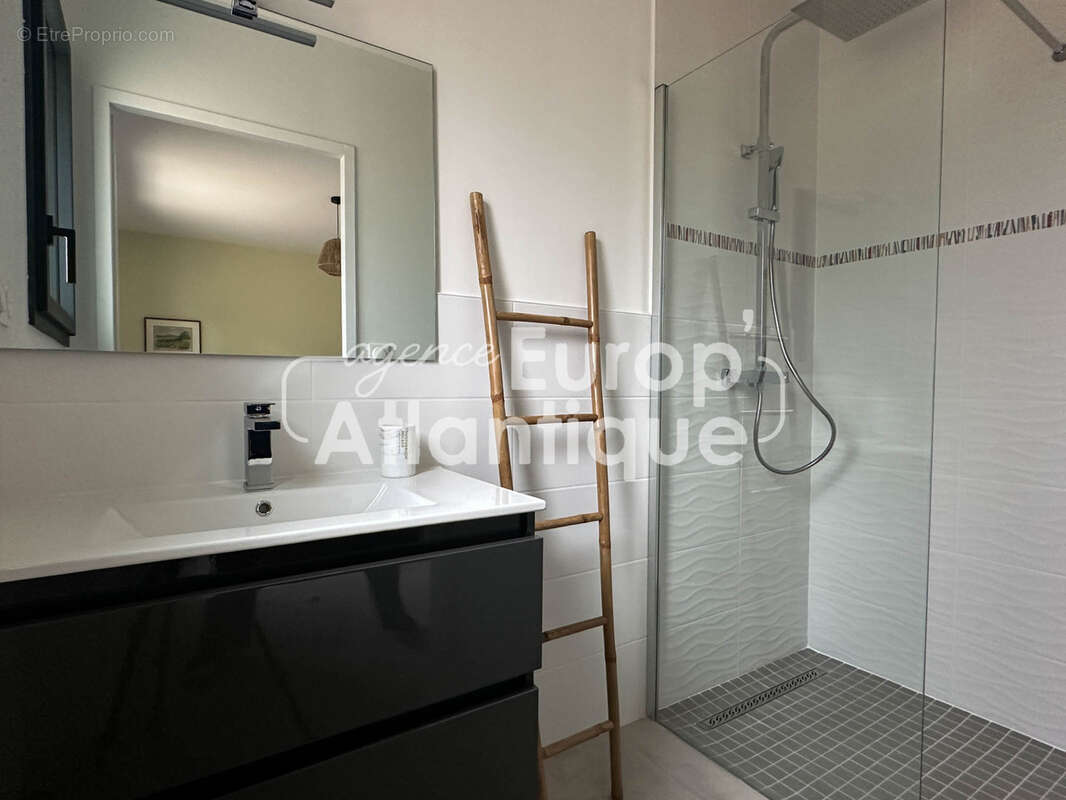 Maison à LES MATHES