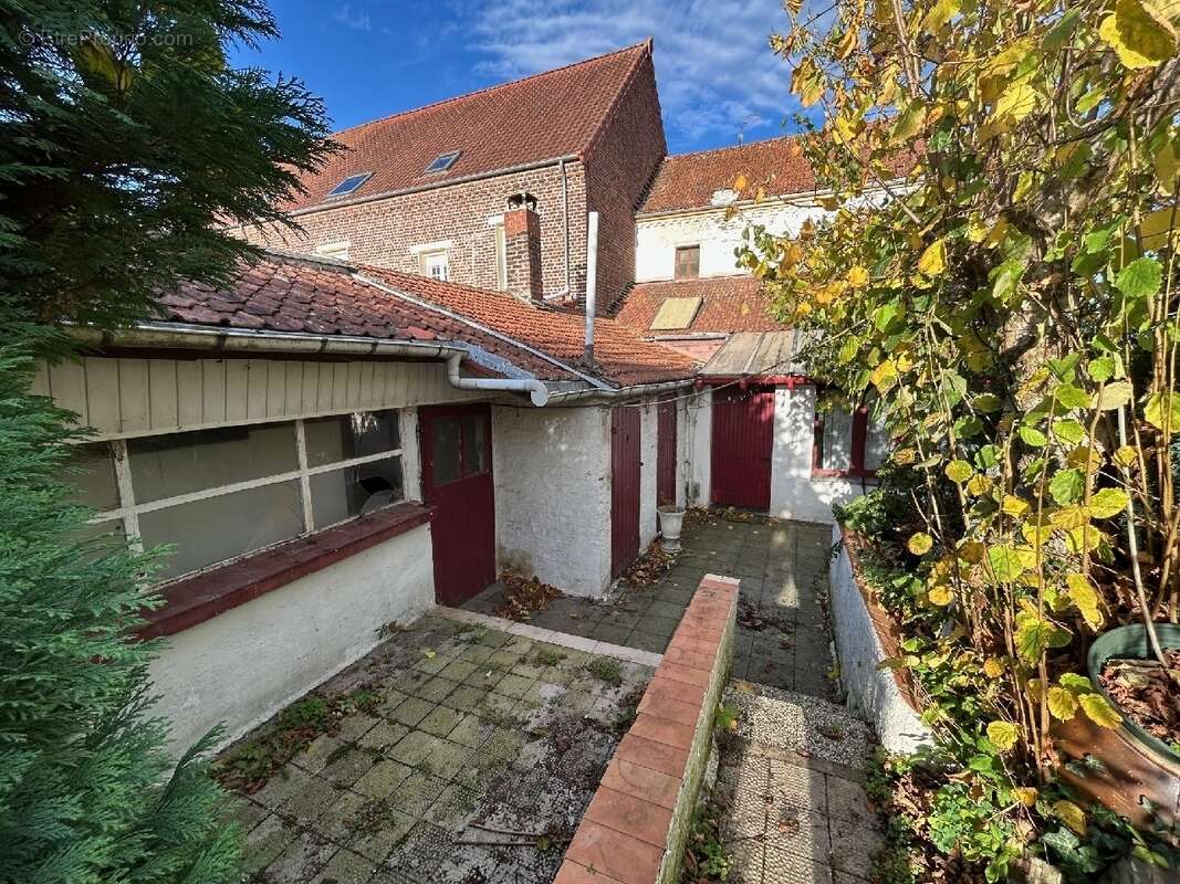 Maison à CALONNE-RICOUART