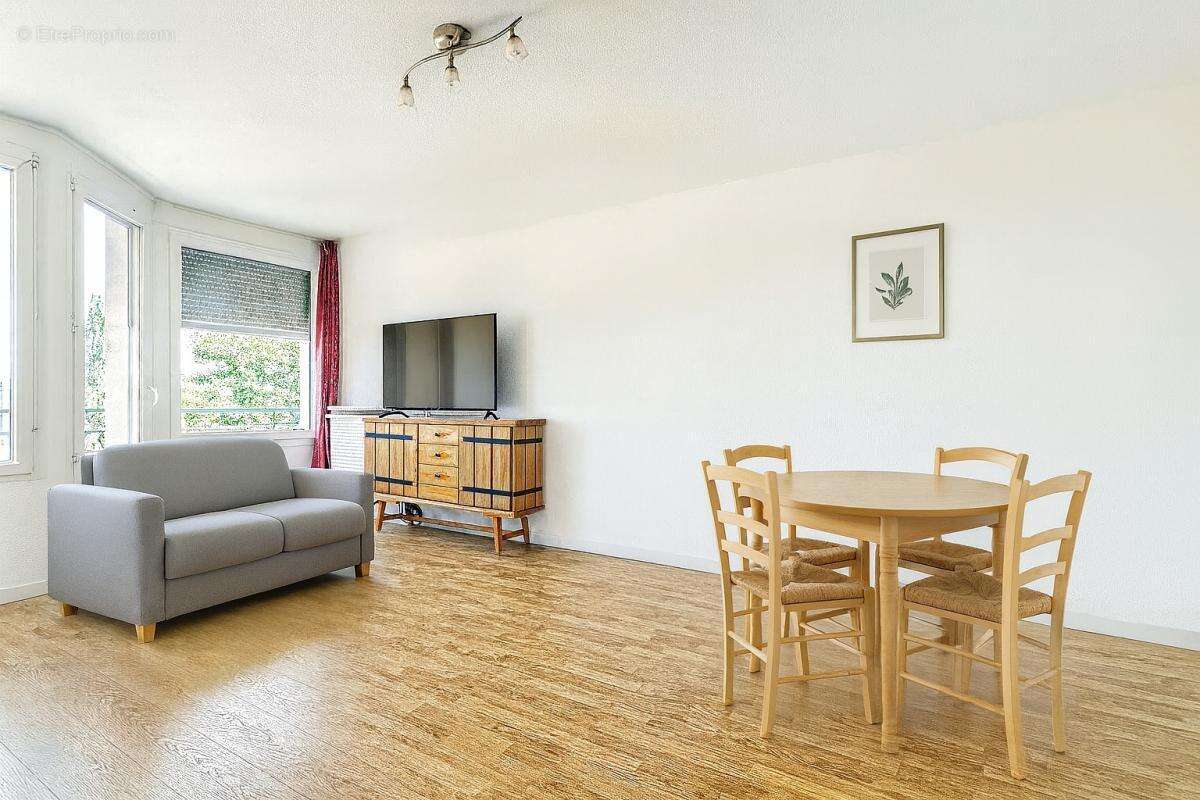 Appartement à VENISSIEUX