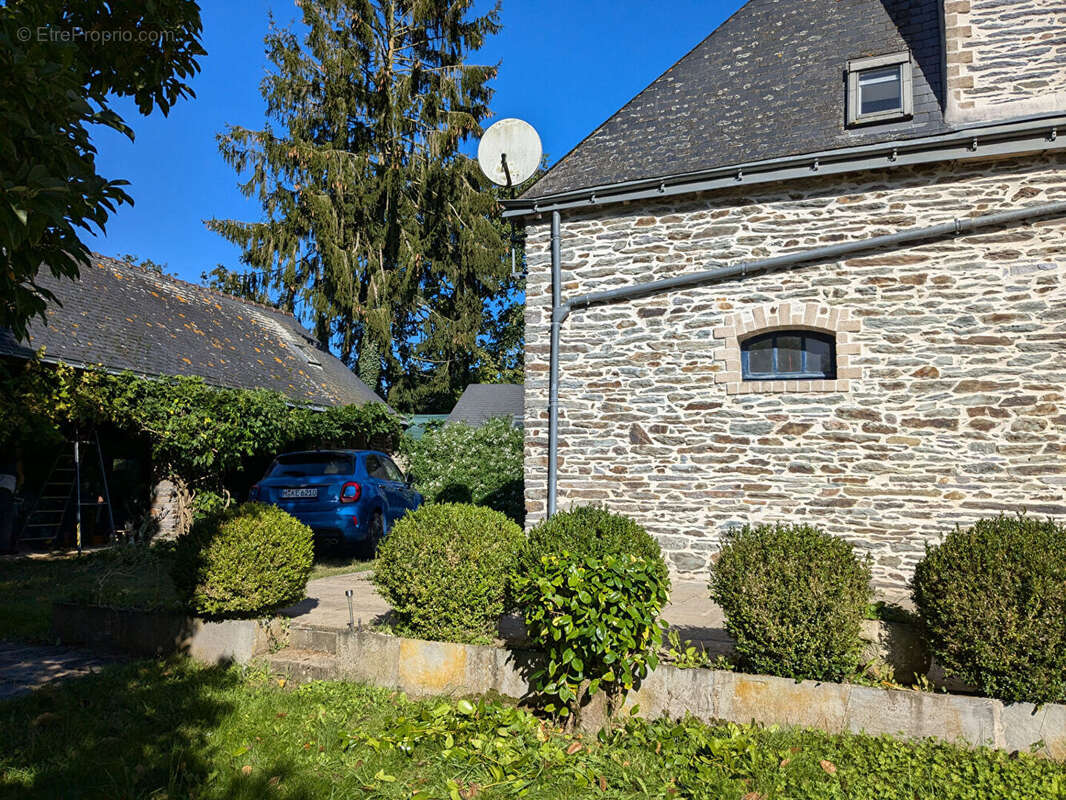 Maison à RUFFIAC