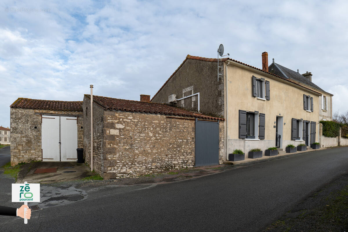 Maison à LA BRETONNIERE-LA-CLAYE