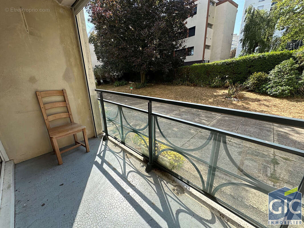 Rive droite 3pp avec balcon - photo 5