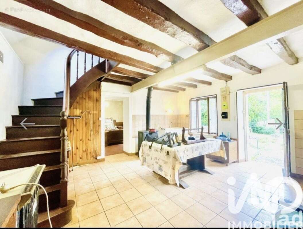 Maison 87 m² à Ruffec  - photo 5