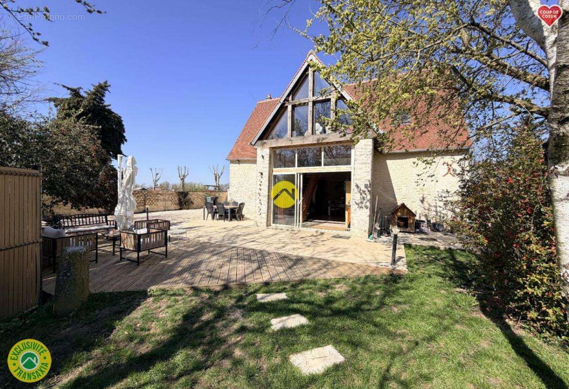 Maison à CHATEAUNEUF-SUR-CHER