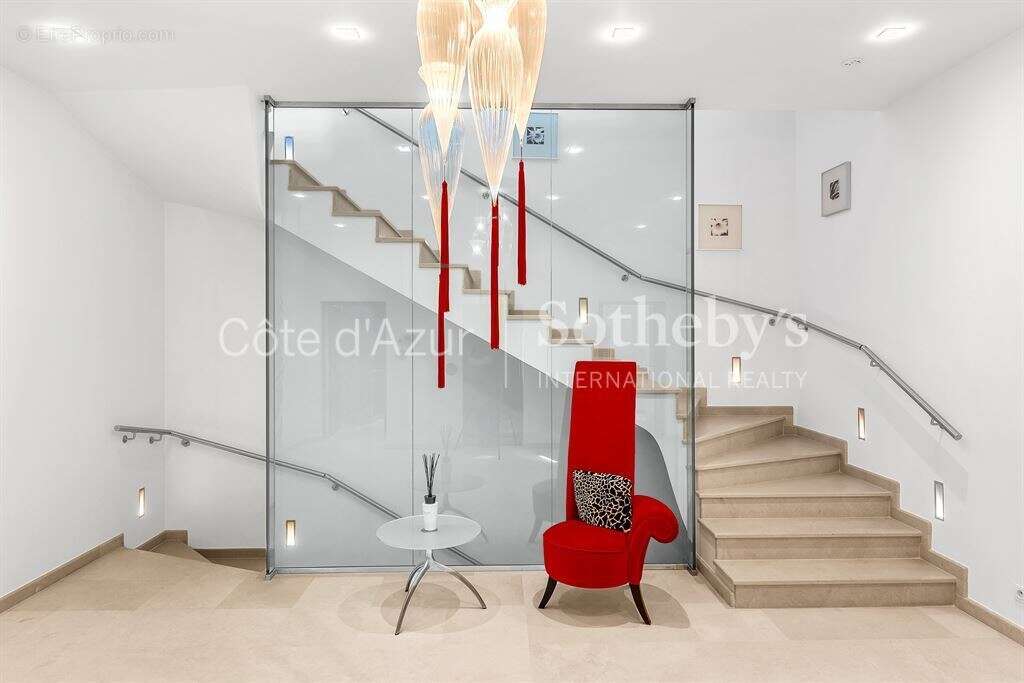 Maison à ROQUEBRUNE-CAP-MARTIN