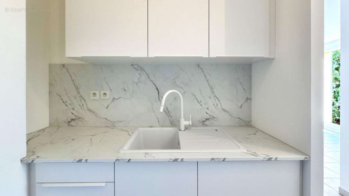 Grimaud - Appartement en duplex avec vue sur la plaine - photo 10