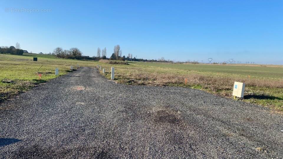 Terrain à CHANCEAUX-SUR-CHOISILLE
