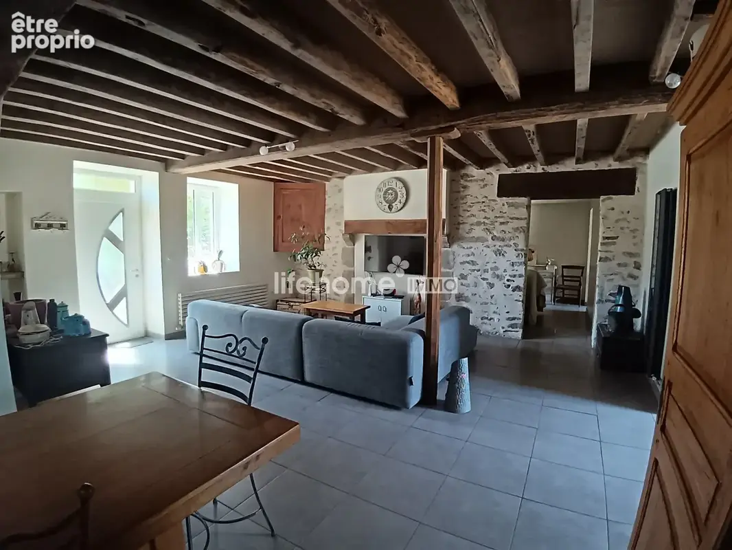 Maison 194 m² à Naillat  - photo 3