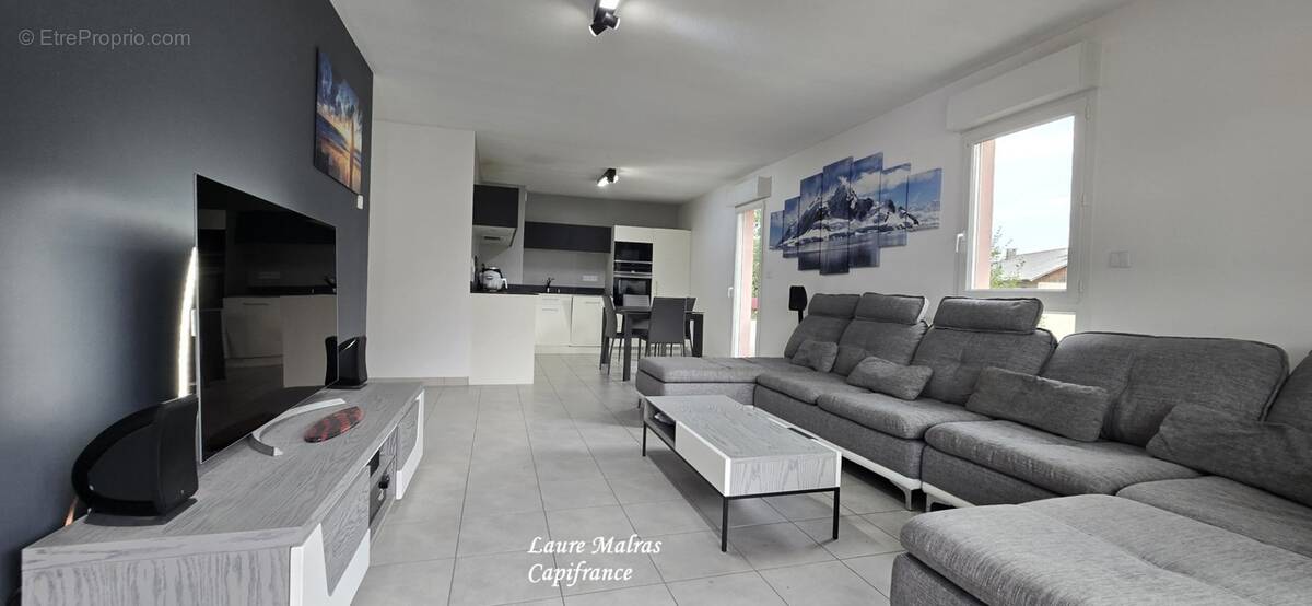 Appartement à VILLAZ
