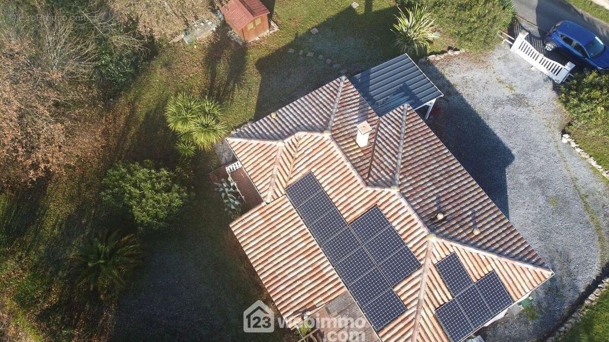 Maison à SAINTE-COLOMBE
