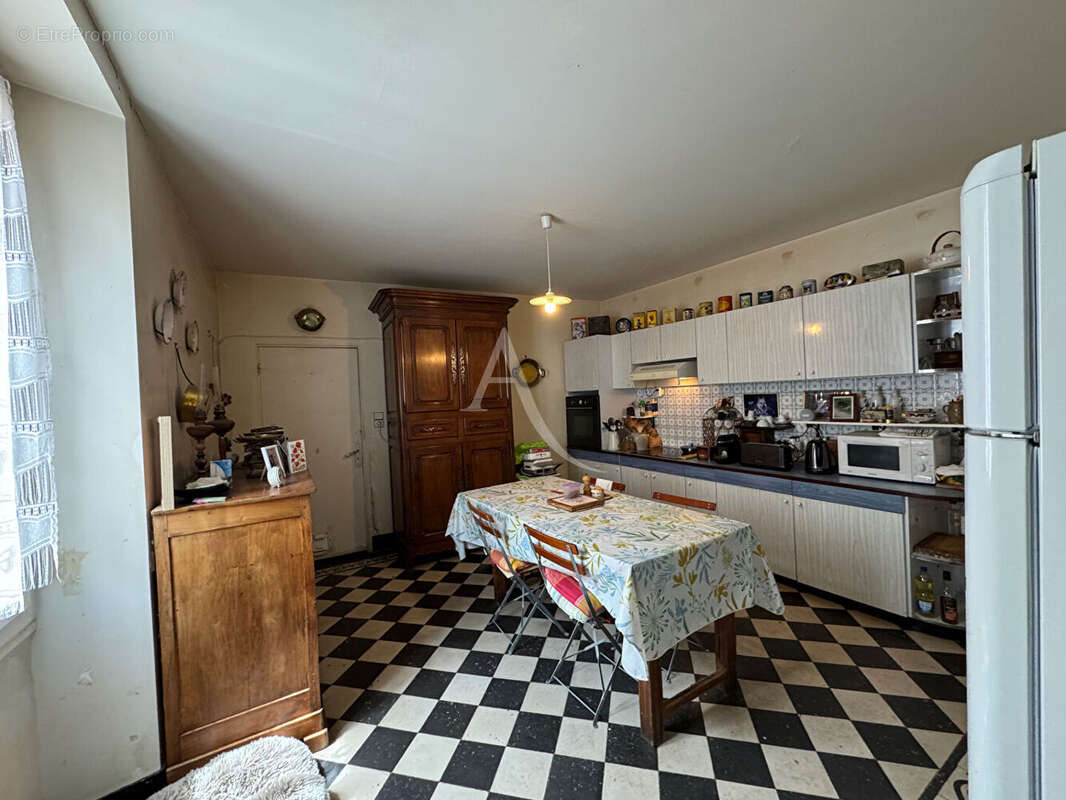 Maison à LABASTIDE-DE-LEVIS