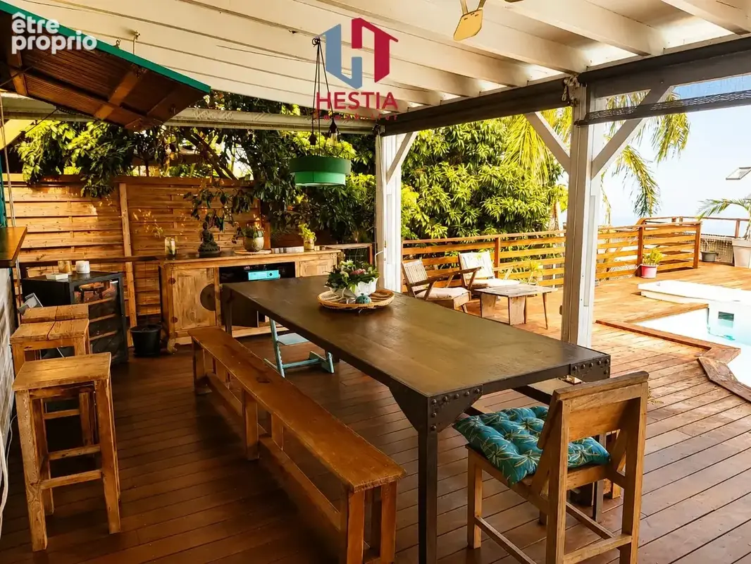 Maison familiale avec vue mer et dépendance T3 - photo 8