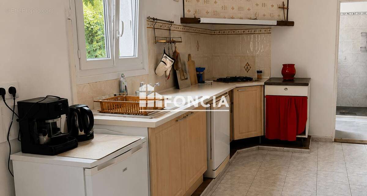 Propriété de caractère  en plein coeur de Rochefort - photo 6