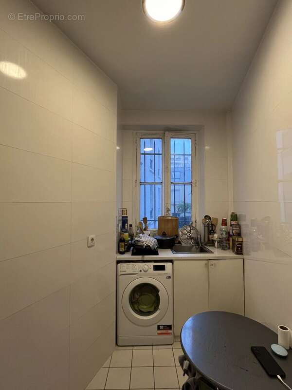 Appartement à PARIS-19E