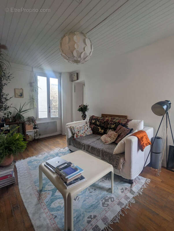 Appartement à PARIS-9E