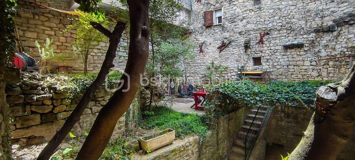 Maison à FORCALQUIER
