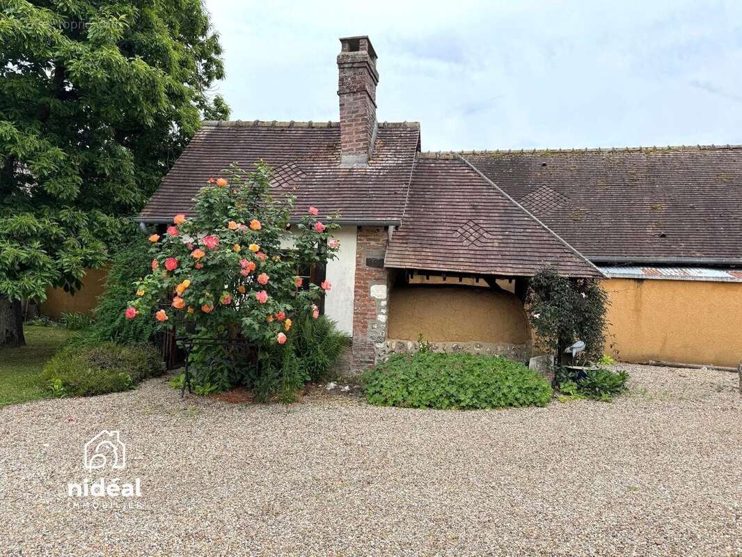 Maison à HEUDREVILLE-SUR-EURE