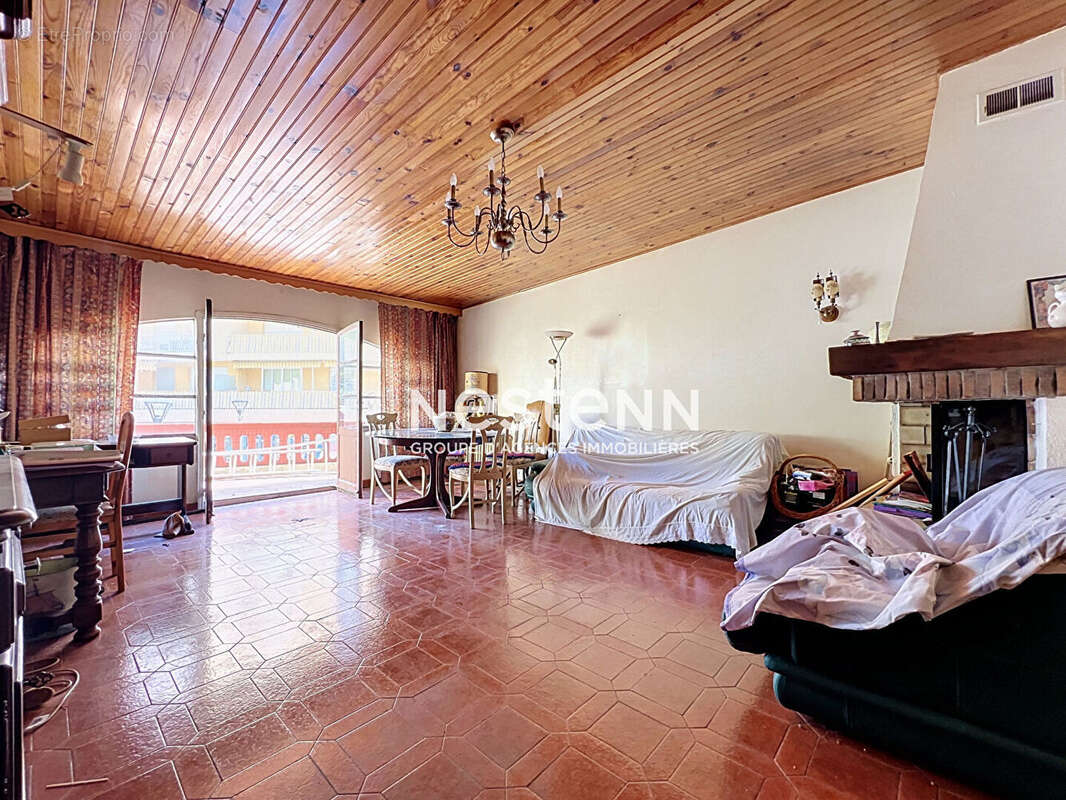 Appartement + local commercial - 82 m² et 108 m² - rue des potiers - pas de copropriété - parking - photo 11