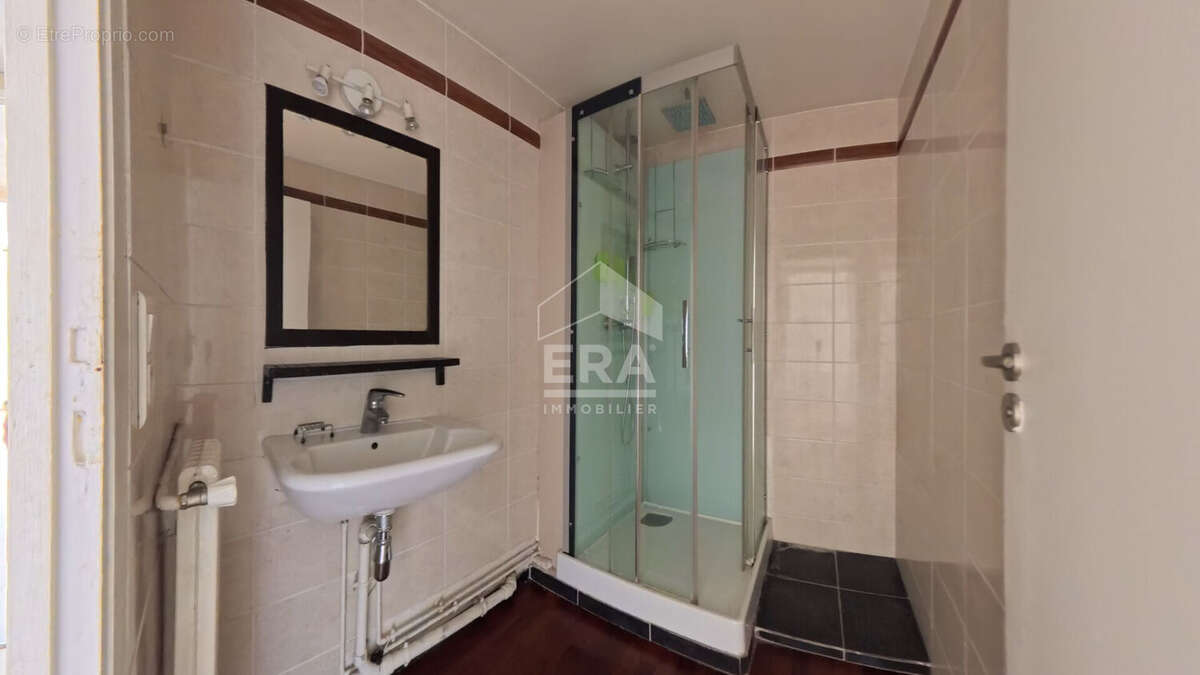Appartement Saint Denis 4 pièces - rue Gabriel Péri - photo 7