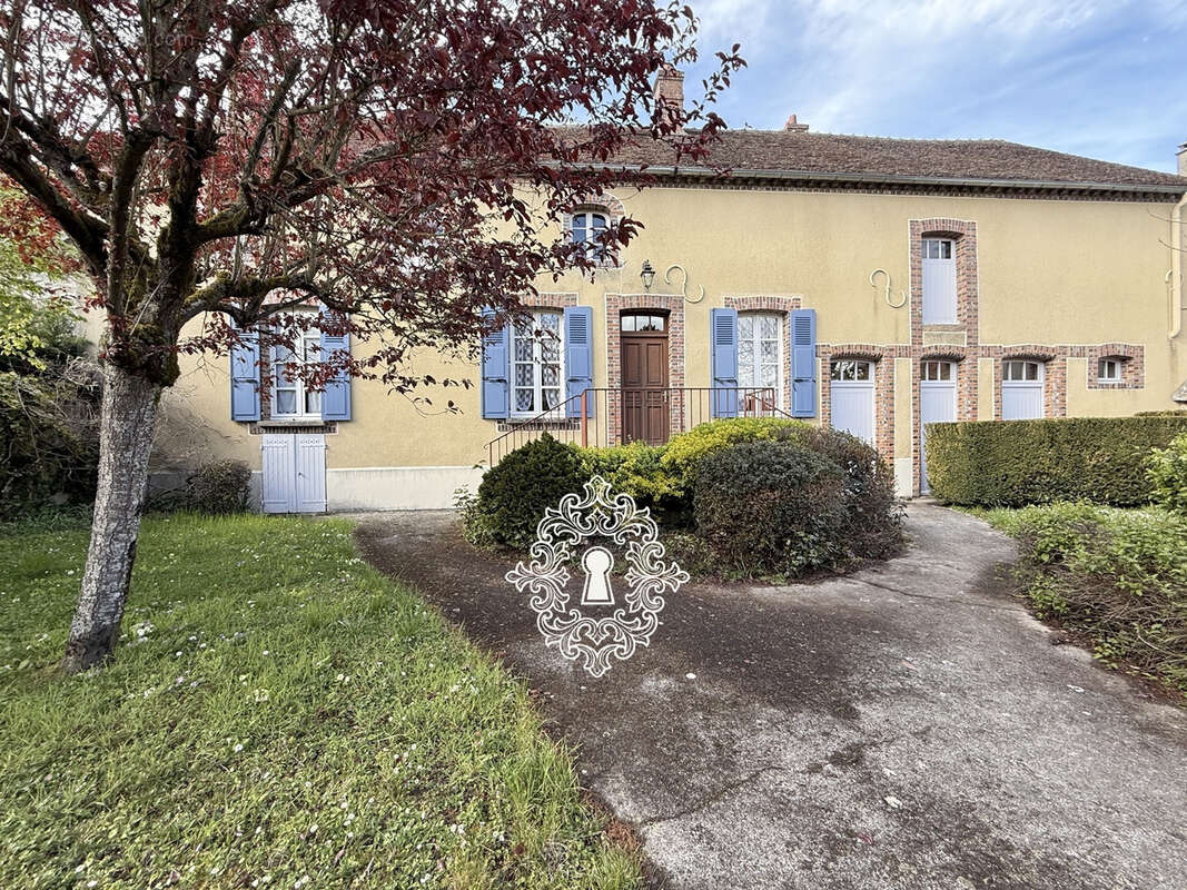 Maison à DONNEMARIE-DONTILLY