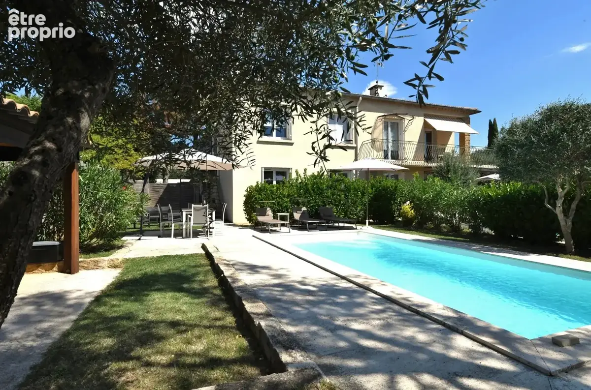 Maison à UZES