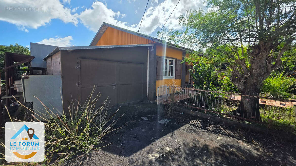 Maison à LE TAMPON