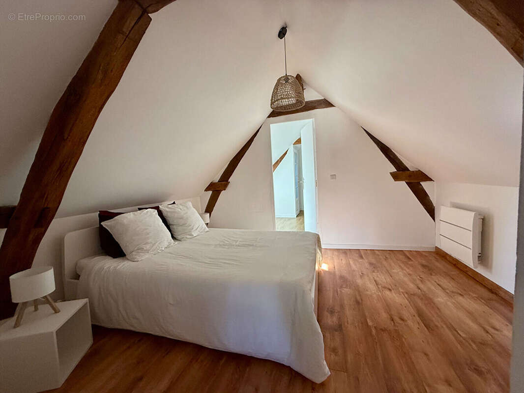 Maison à AZAY-SUR-CHER