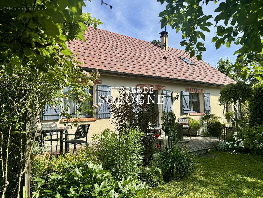 Maison à LAMOTTE-BEUVRON