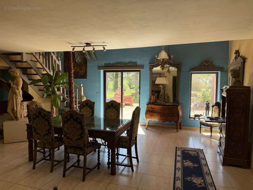 Maison à LE MAY-SUR-EVRE