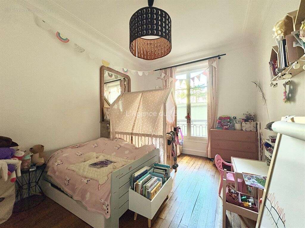 Appartement à PARIS-15E