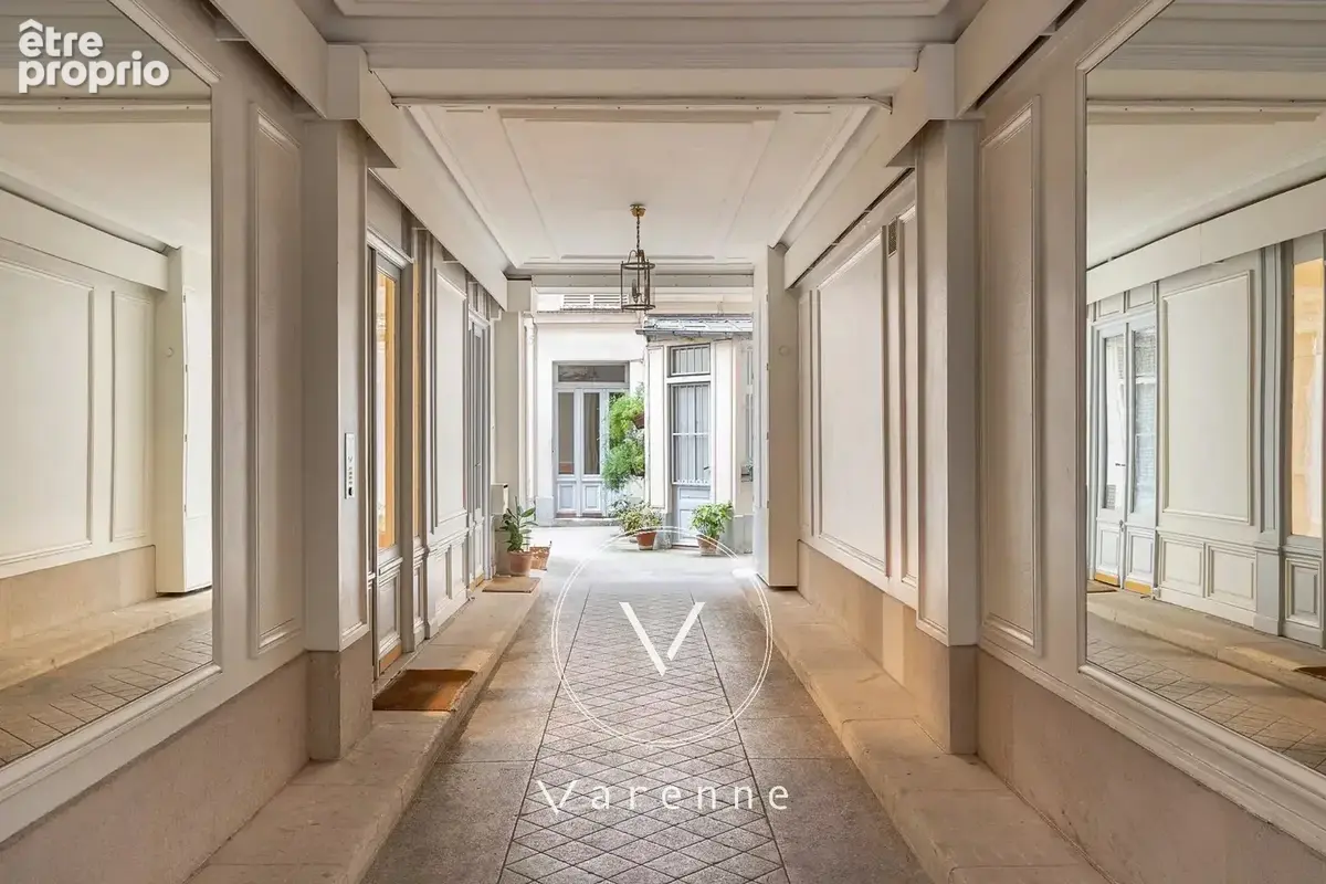 Paris 7 - Appartement a rénover - 75007 - Verneuil -  3eme étage - ascenseur - 1 chambre - photo 7