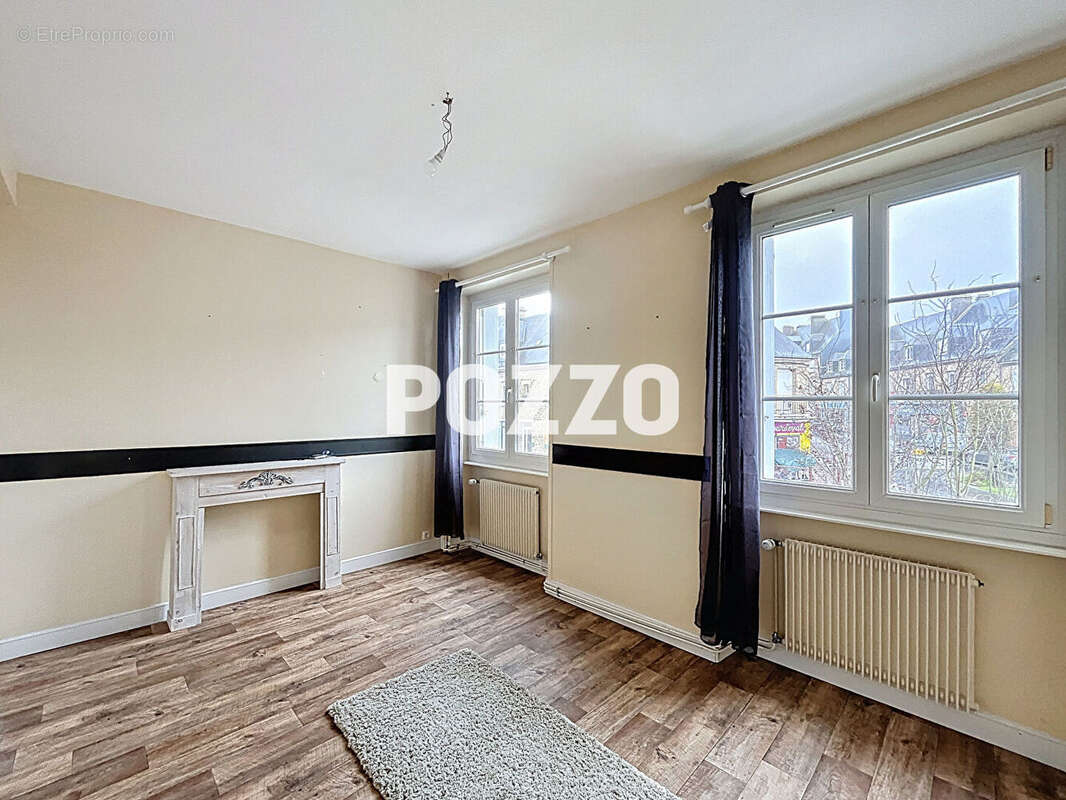 Appartement à SOURDEVAL