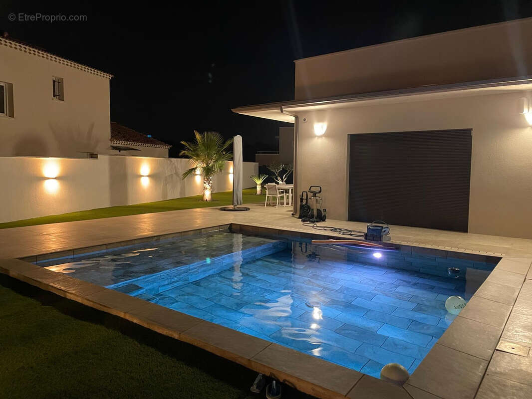 Maison à PUGET-SUR-ARGENS